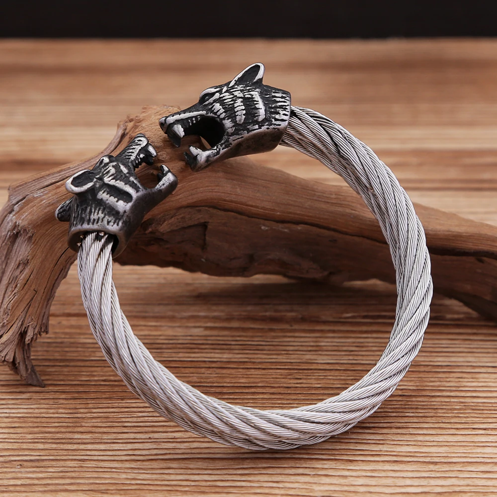 

Fashion Vintage Viking Wolf Head Twisted Cable Cuff Bracelet For Men 316L Stainless Steel Punk Animal Bangles Biker Jewelry Gift