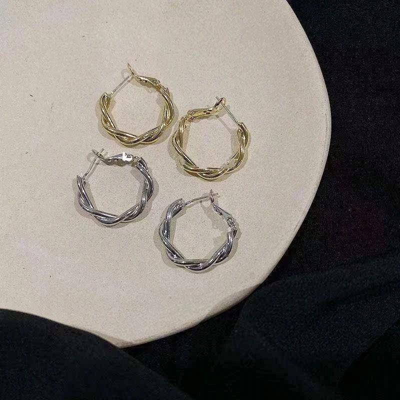 Серьги-гвоздики в Корейском стиле