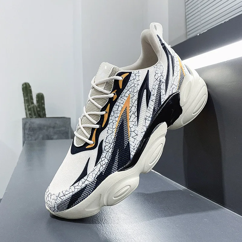 Cool Running Shoes Men Black Red Sneakers for Men New Flying Woven 4D Lightweight Men's Sports Shoes