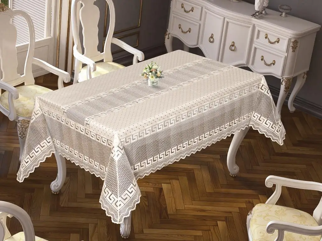 

Versage жаккардовая скатерть кремовая 160x220 см