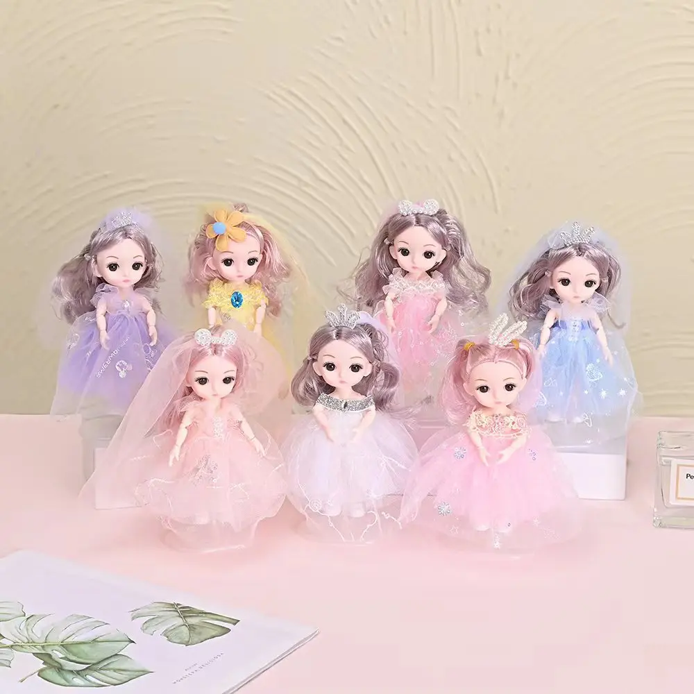 

17cm Key Chain Pendant Doll Girl Gift Toy With Clothes And Shoes Fashion