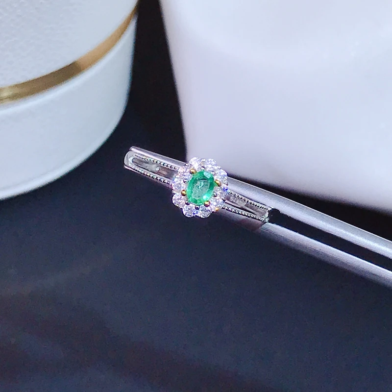 

Женский драгоценный камень, драгоценный камень