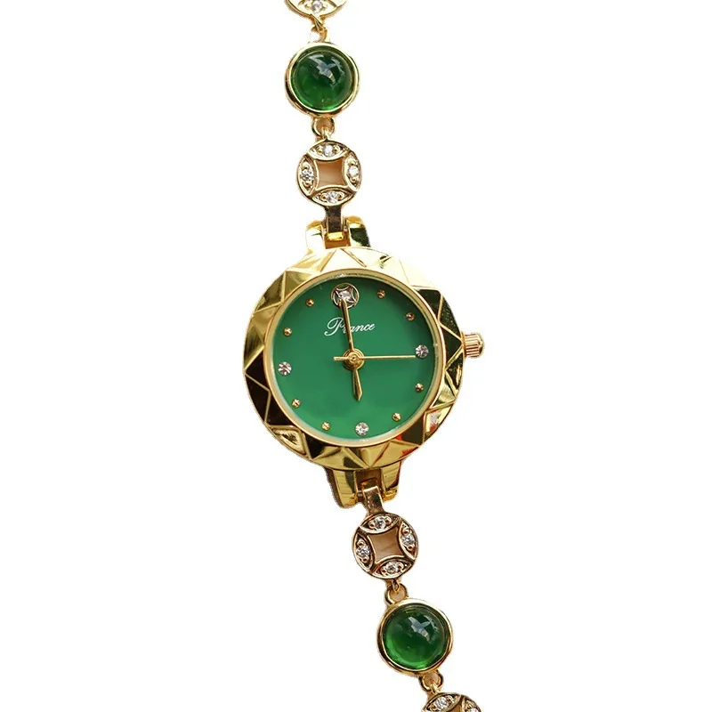 Часы наручные женские кварцевые с браслетом из драгоценных камней