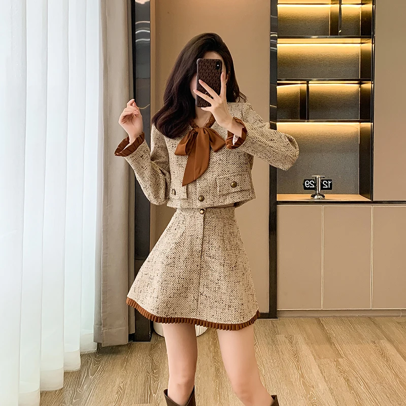 

2023 Small Fragrance Autumn Japanese Style Tweed Bowknot Short Jacket Coat + Mini Skirt Suit Two Pieces Sets Womens Outifits