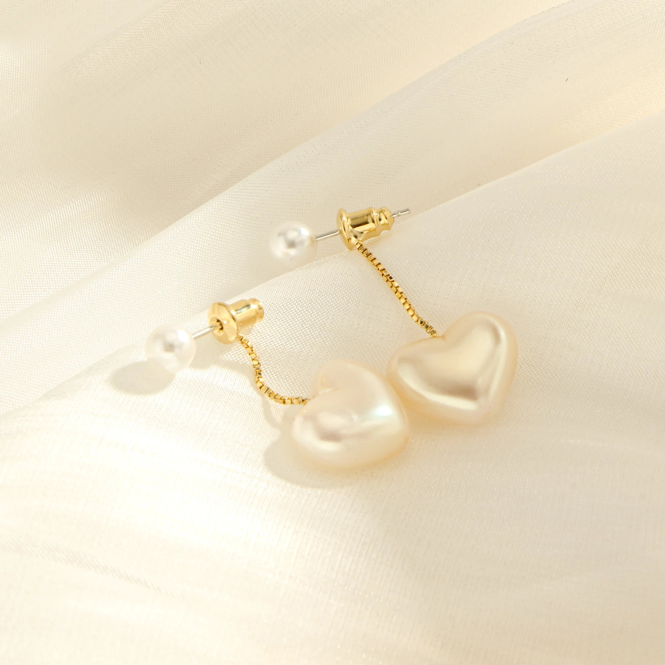 Элегантные и изысканные женские модные серьги в форме сердца с жемчужной