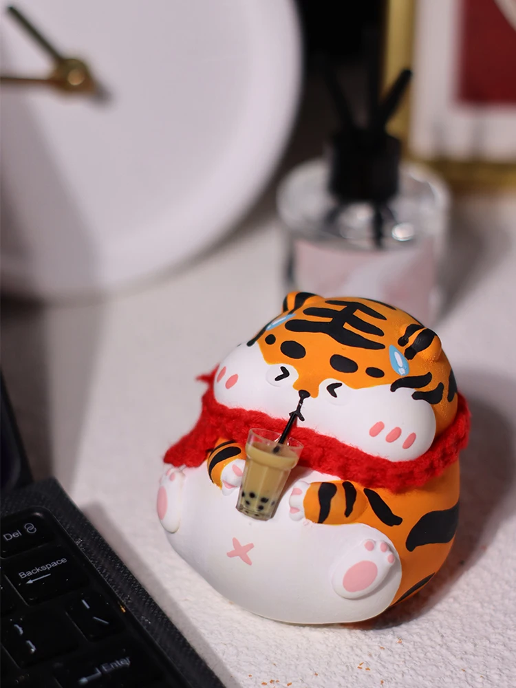 

Фигурка Kaws, креативное украшение для гостиной, домашнее украшение, Роскошный домашний декор, астронавт, фотоскульптура, симпатичная статуя