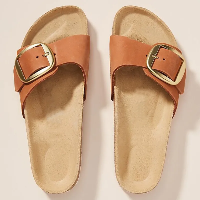 

Women's Slippers 2022 Spring New Fashion Solid Color Belt Buckle Casual Beach Shoes Ladies Large Size Lightweight Flat Sandals