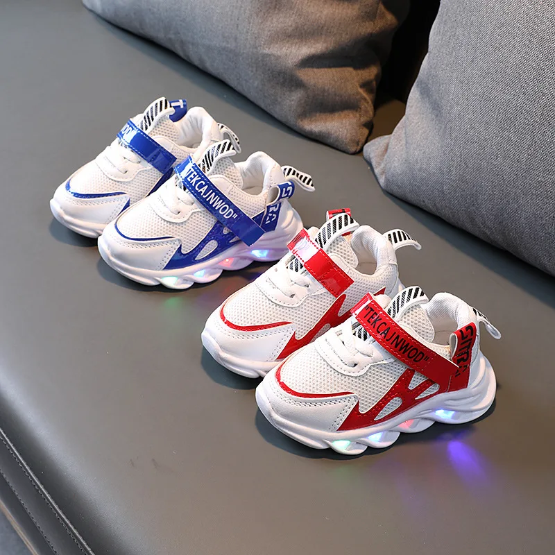 

Size 21-30 Baby Glowing Shoes Children Luminous Sneakers with LED Lights Girls Boys Kids Lighted Breathable Mesh Sports Shoe