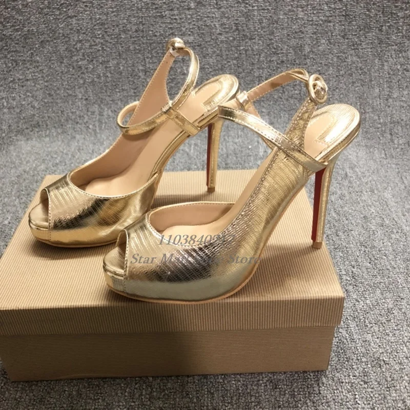 Сексуальные женские сандалии с открытым носком золотые текстурированные на