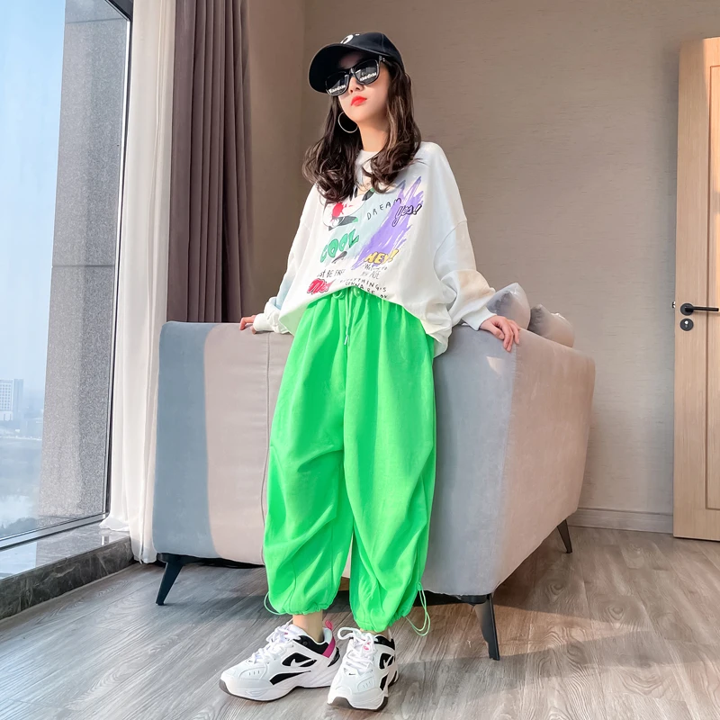 

Весенний костюм для девочек, новинка 2022, зарубежная мода, Детская сетчатая красная весенне-осенняя кампания на уличные взрывы для девочек, к...