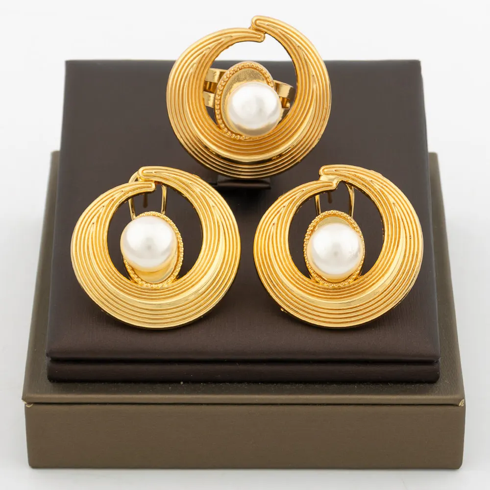 

Elegant Pearl Earrings and Ring Set for Ladies African Party Gifts 18K Gold Color Exquisite Earrings Jewelry Weddings Daily Wear