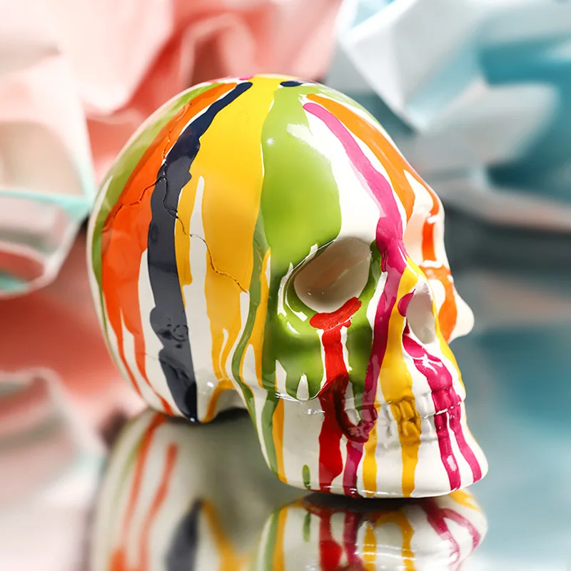 

Nordic Cool Creative Resin Skull Water Drop Color Human Head Sculpture Ornaments Porch Cafe Restaurant Decorations