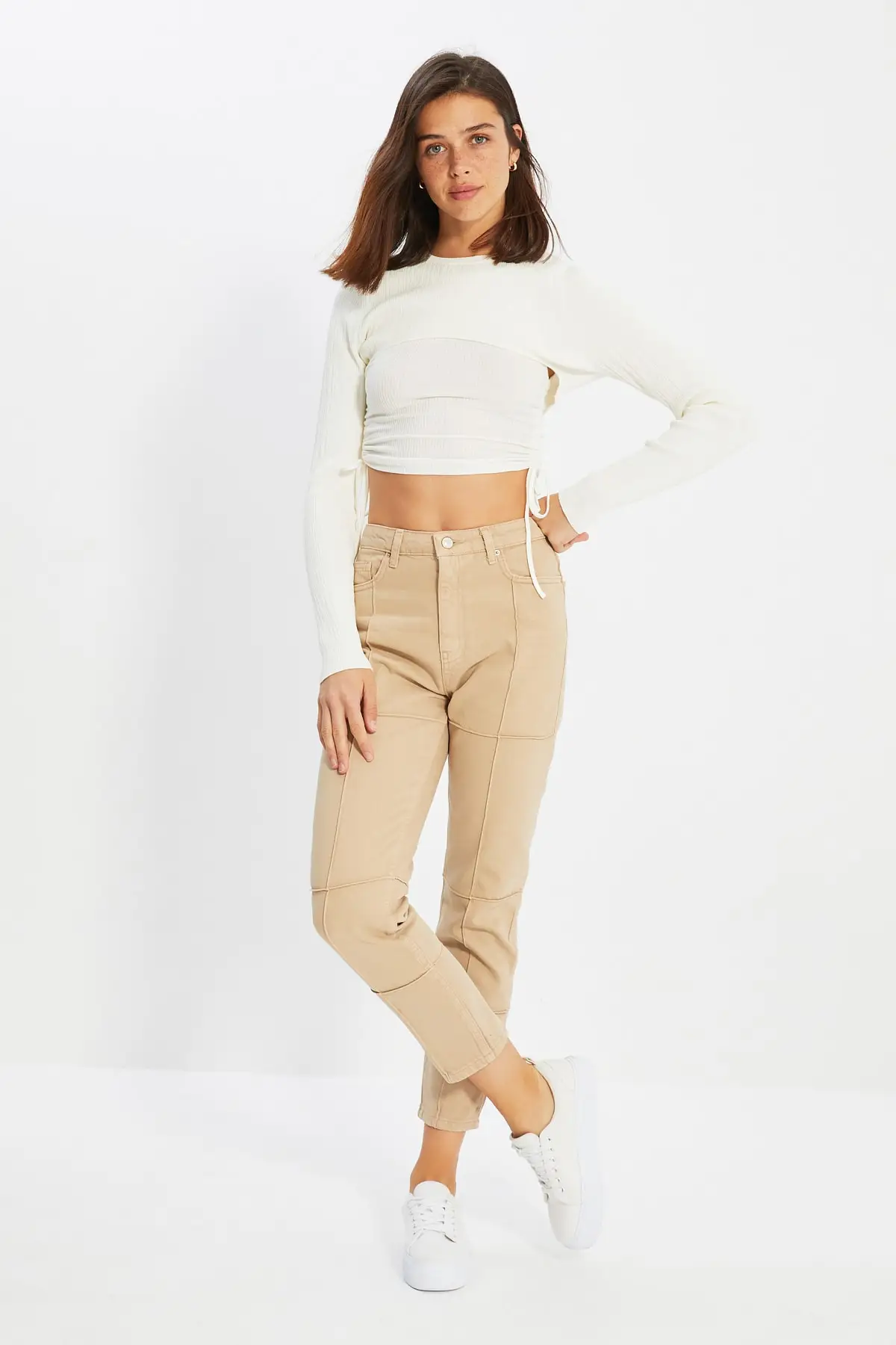 

Trendyol Stitch Detail High Bel Mom Jeans TWOAW22JE0936