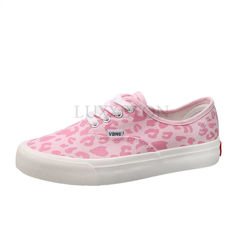 

Leopard Canvas Shoes Women Platform Sneakers Cute Pink Leopard Print Ladies Shoe Fashion Student Big Toe Shoe Zapatos Mujer