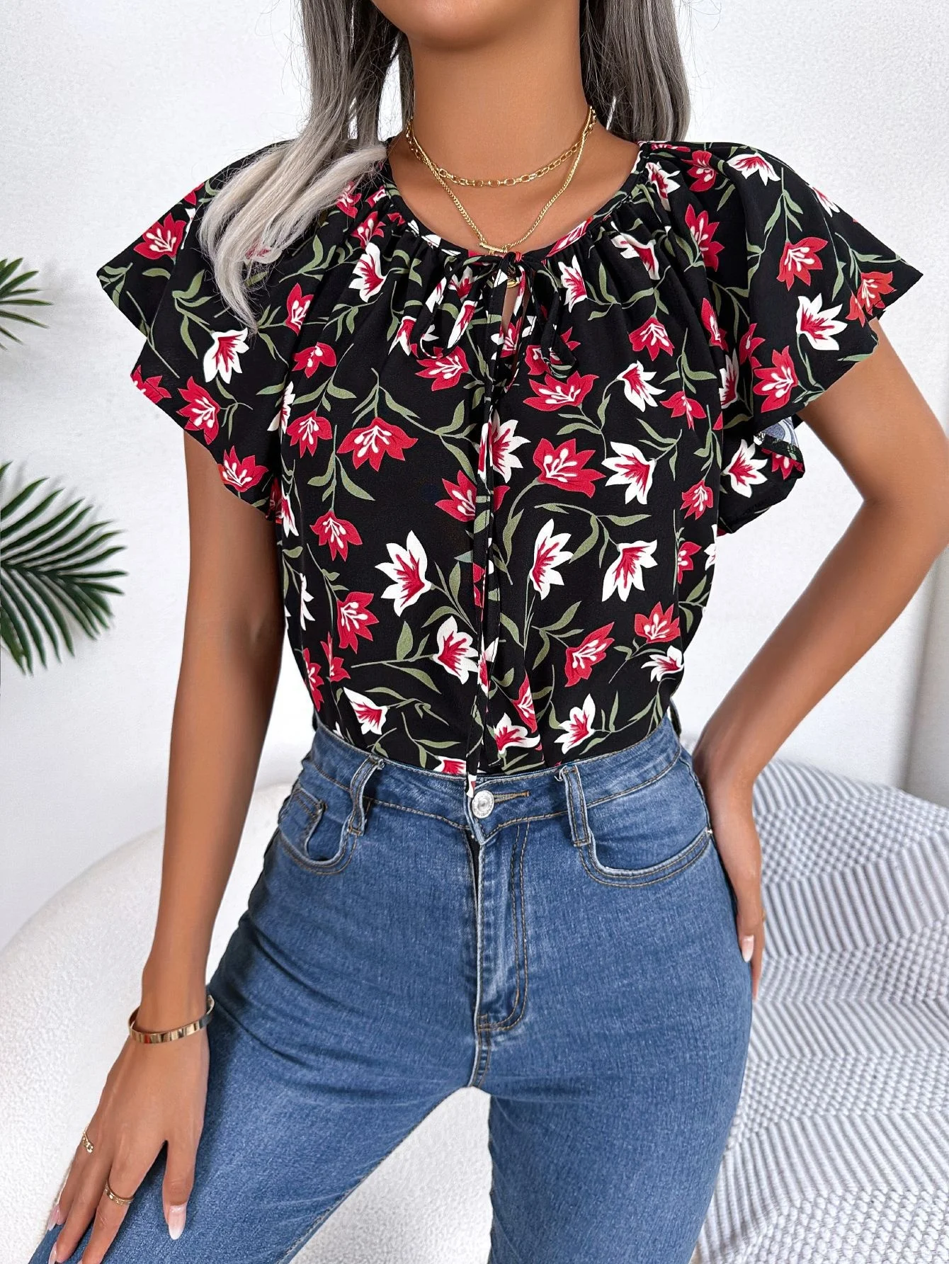 

Tops For Women Spring And Summer Casual Loose Ruffle Lace Up Chiffon Shirt Female Tee V-neck 3/4 Sleeve Contrasting Design Top