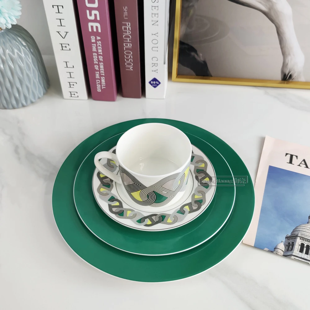 

European Style Ceramic Western Food Steak Plate Home Kitchen Tableware Coffee Cup and Saucer Creative Home Fashion Fruit Plate
