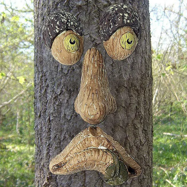 Funny Old Man Tree Face Hugger Garden Art Outdoor Tree Amusing Old Man Face Sculpture Whimsical Tree Face Garden Decoration 4
