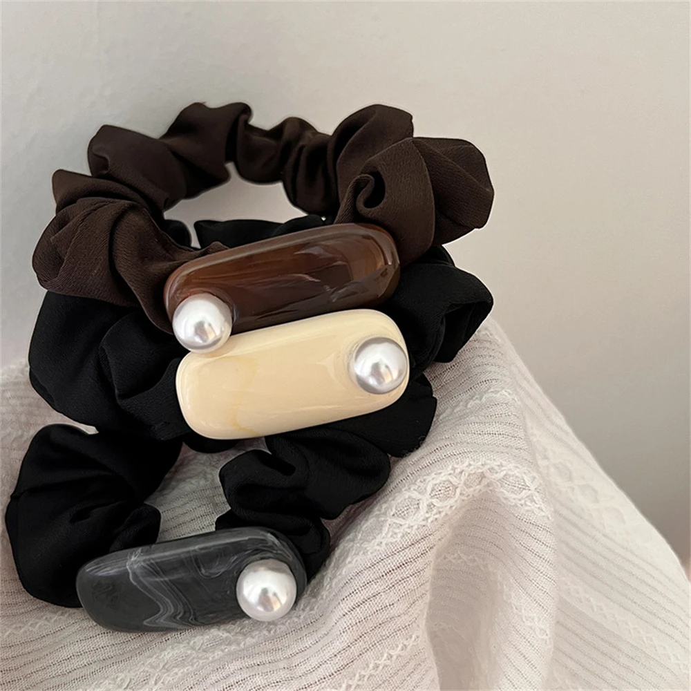 

Woman Big Pearl Hair Ties Resin Pleated Fabric Hairband Scrunchies Ponytail Holders Rubber Band Hair Accessories For Girls