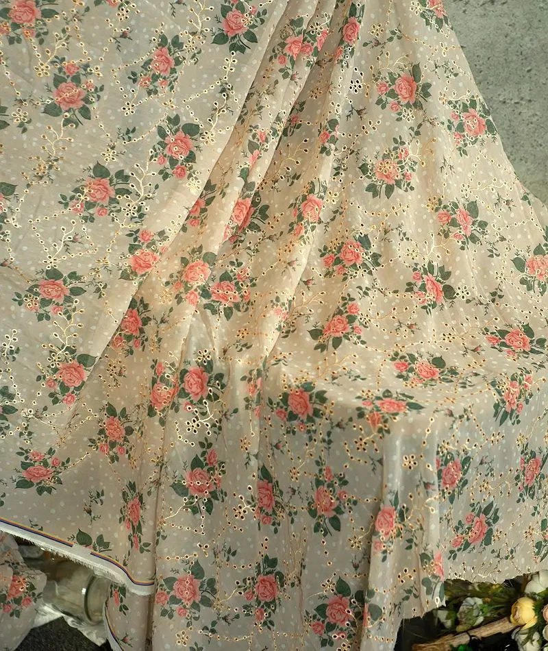 

2021 NEW European Chiffon Embroidered Clothing Fabric DIY Cheongsam Garment Lace Fabric Home Table Cloth Decoration Fabric