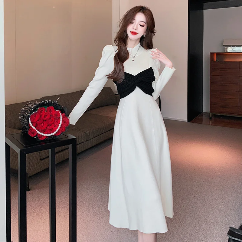 Autumn and Winter 2022 New Splice Cross Bowknot Waist Closing Slim Knitted Dress Women Bubble Sleeves High Waist Dress Fashion