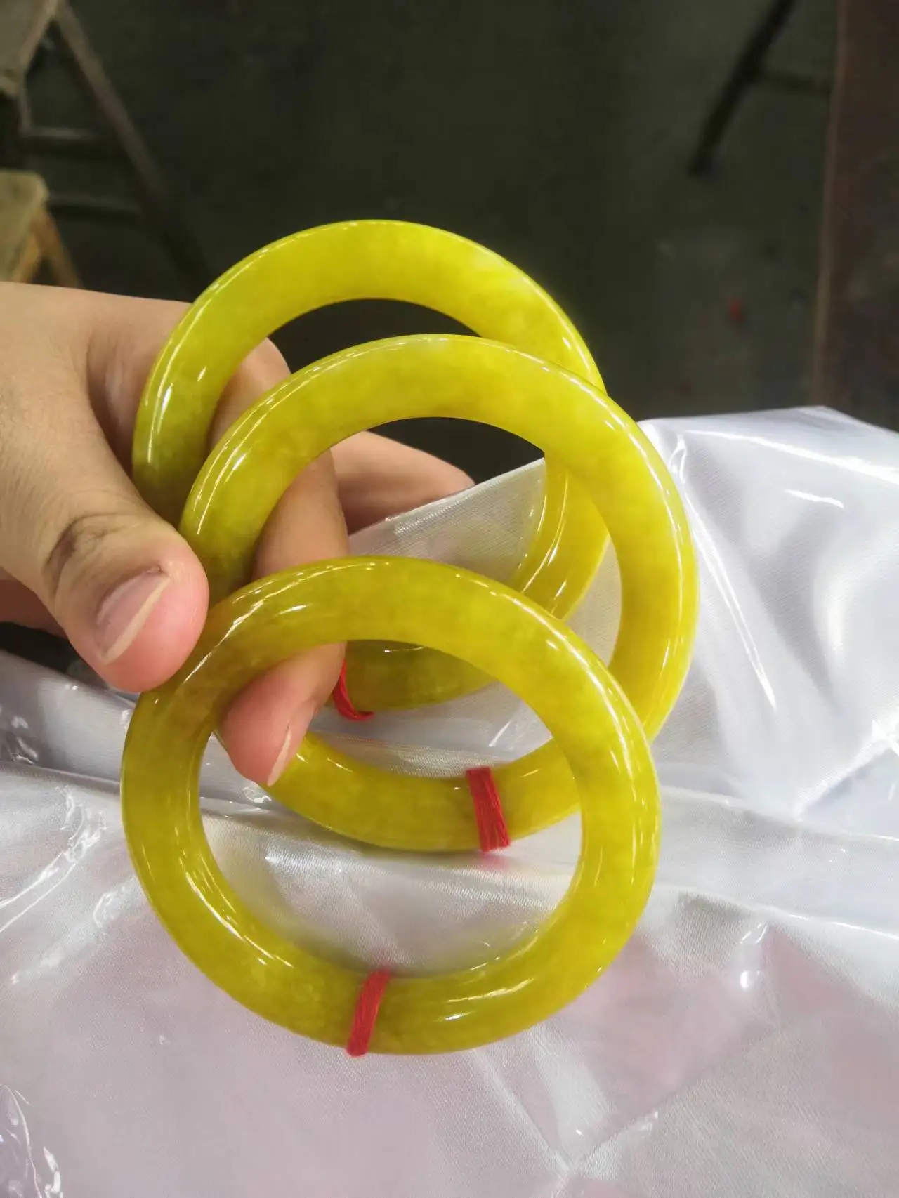 

Newest rare Lemon yellow Myanmar Jadeite Bracelet High Quality Ice Waxy Jadeite Perfect Round Bar Bangles Fine Handring Jewelry