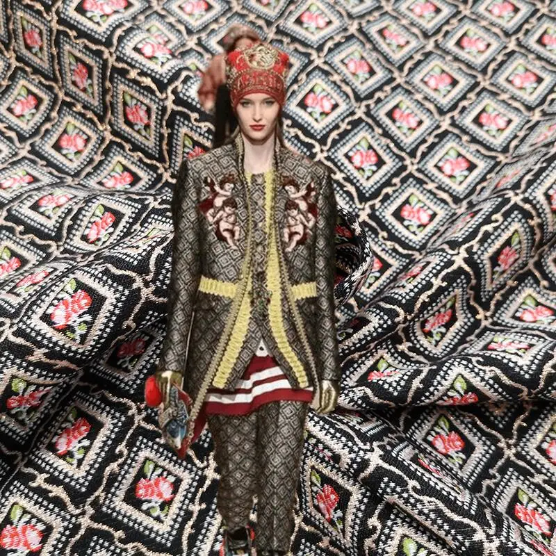 

European Embossed Square Gold Silk Brocade Jacquard Fabric Fashion Trench Coat Suit Clothing Material for Sewing by the Yard