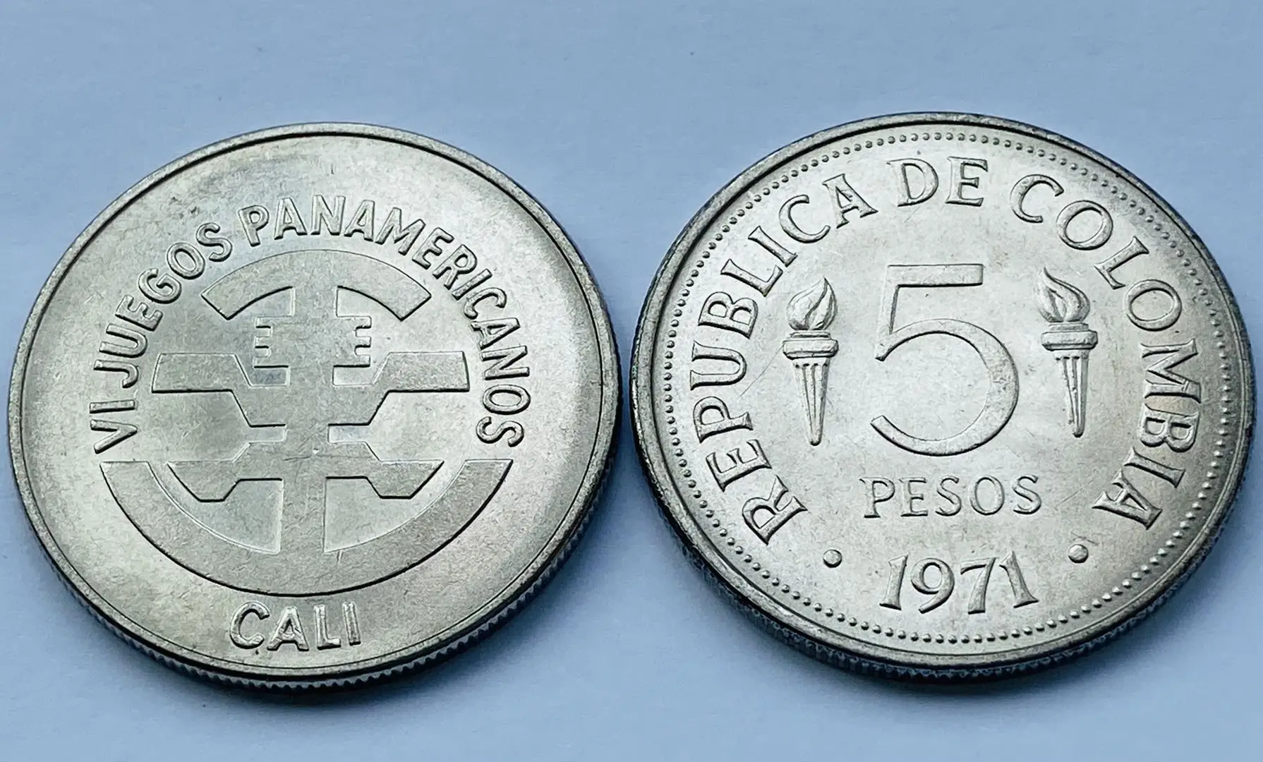 

Памятная монета 1971 для канадских игр, 5 песо Кали, 6-й, 30 мм