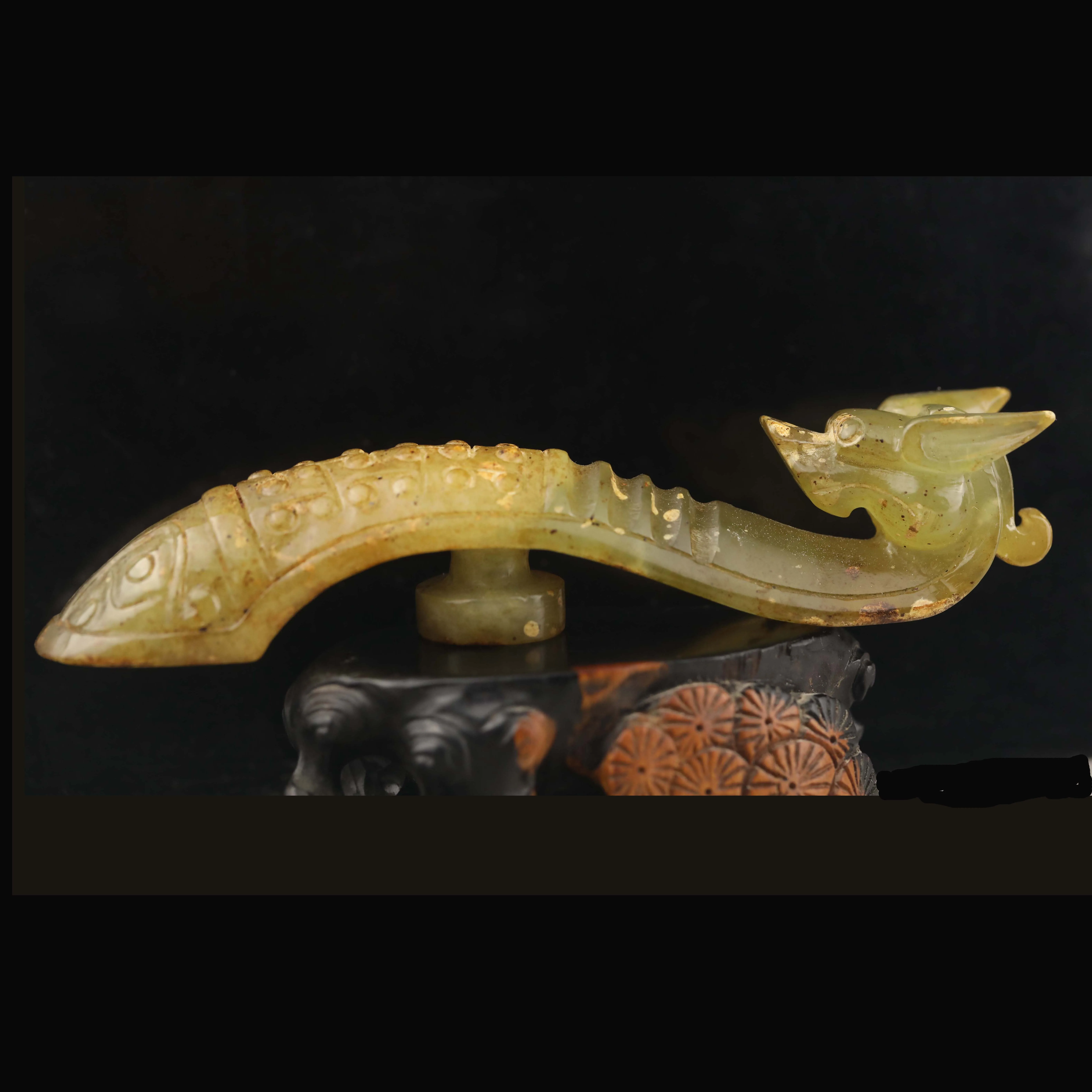 

Старая резная статуя дракона из натурального нефрита ручной работы с крючком для ремня № 48