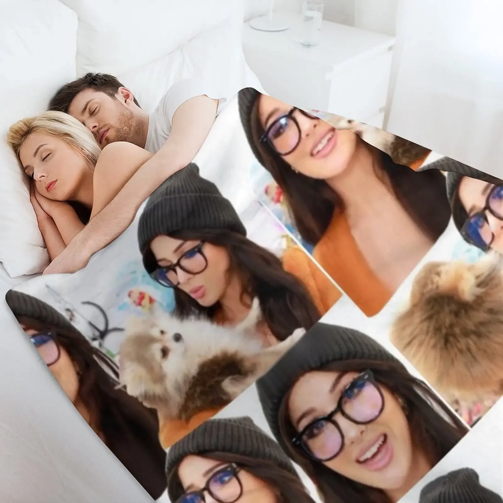 Фото Уютный плед Sssniperwolf Cozy Collage, теплый фланелевый плед для дивана, кресла, спальни №4