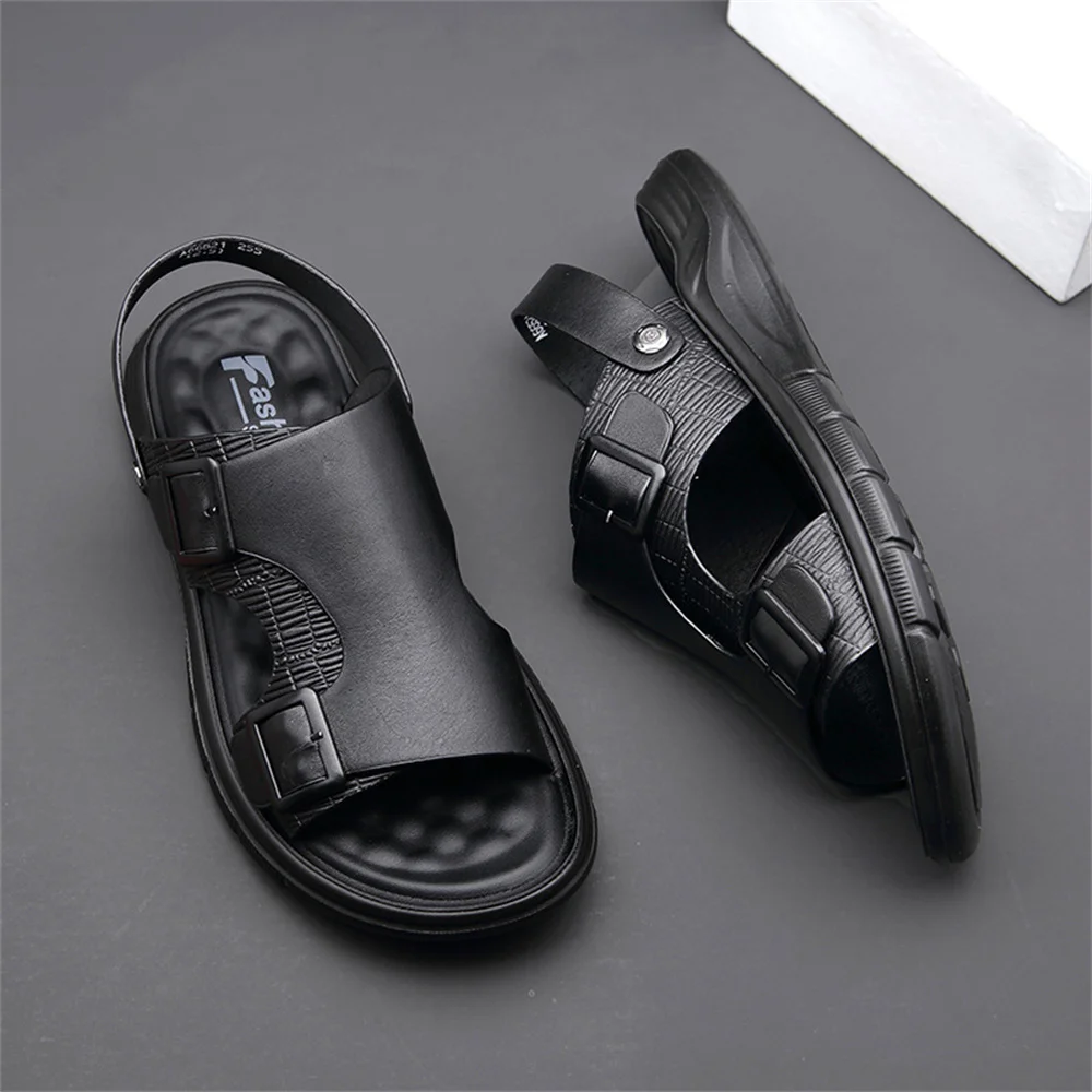 2022 Genuine Leather Men Shoes Summer New Large Size Men's Sandals Men Sandals Fashion Sandals Slippers Male Beach Sneakers