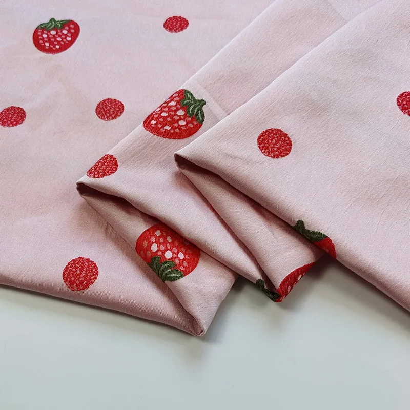 Фото Strawberry Yarn Dyed Jacquard Fabric Spring Summer Dress Trench Coat Fashion Pants Design Sew Cloth Material By Meter №4