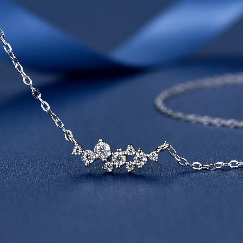 

Apaison Round Moissanite Necklaces Pendants For Women 100% 925 Silver Color 45cm Clavicle Chain Necklace Fine Jewelry Wholesale