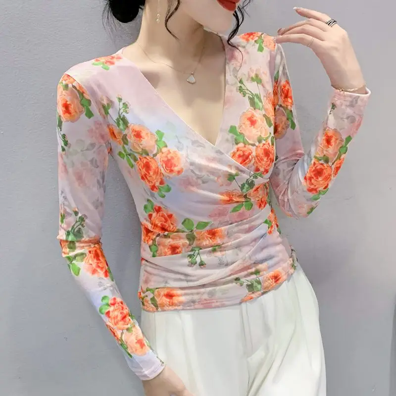 

Asymmetrical Girls Sexy Gauze Summer and Spring Short T-shirt Short Sleeves Women T-shirt V-Neck Cotton Spliced Tops T160