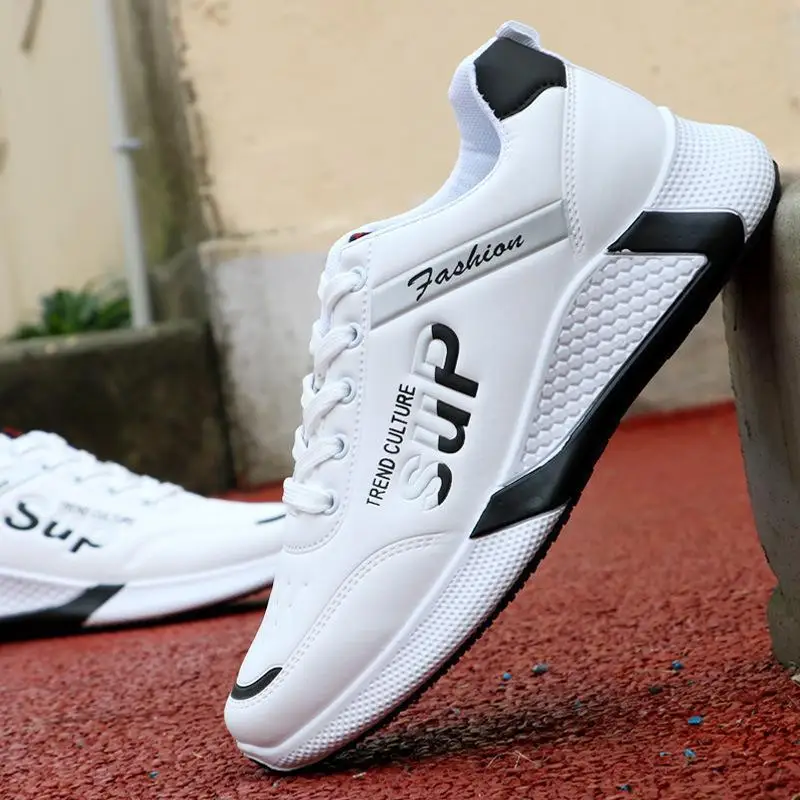 Рисунок 2 - Мужские кроссовки