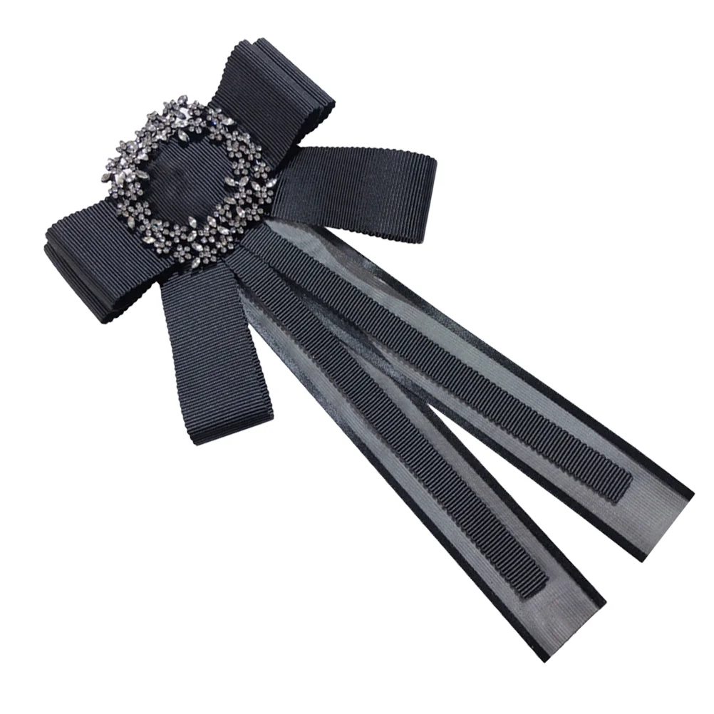 

1 шт. стразы, брошь-бабочка, лента, предварительно привязанный галстук-бабочка, красивый галстук-бабочка