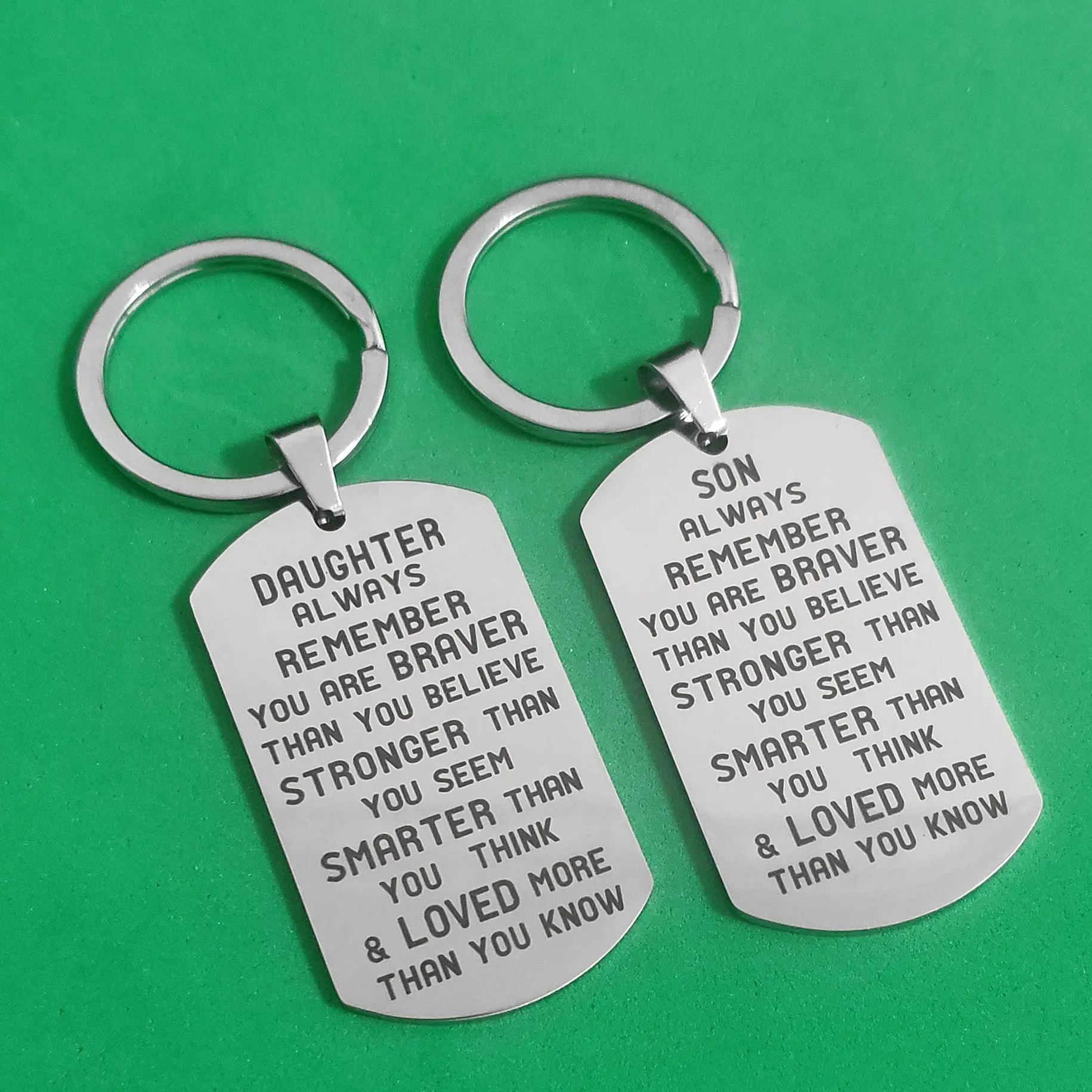 

Keychain for Car Keys Holder Graduation Kid Gifts Creative Keyring Birthday Stainless Steel SON DAUGHTER Military Tags Carabiner