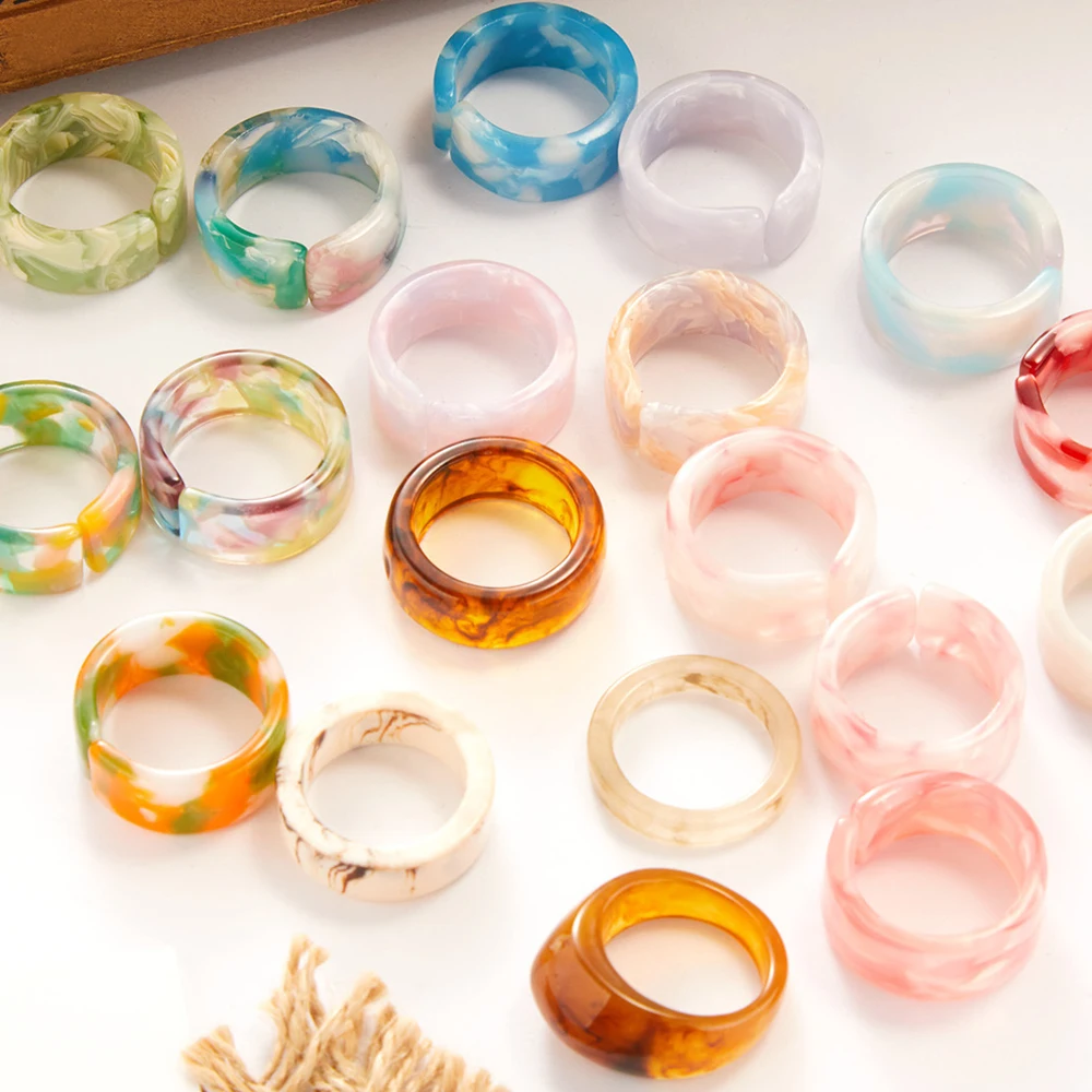 

New Korea Aesthetic Colourful Resin Acrylic Rings Set for Women Geometric Round Rings Girl Temperament Versatile Jewelry Gifts
