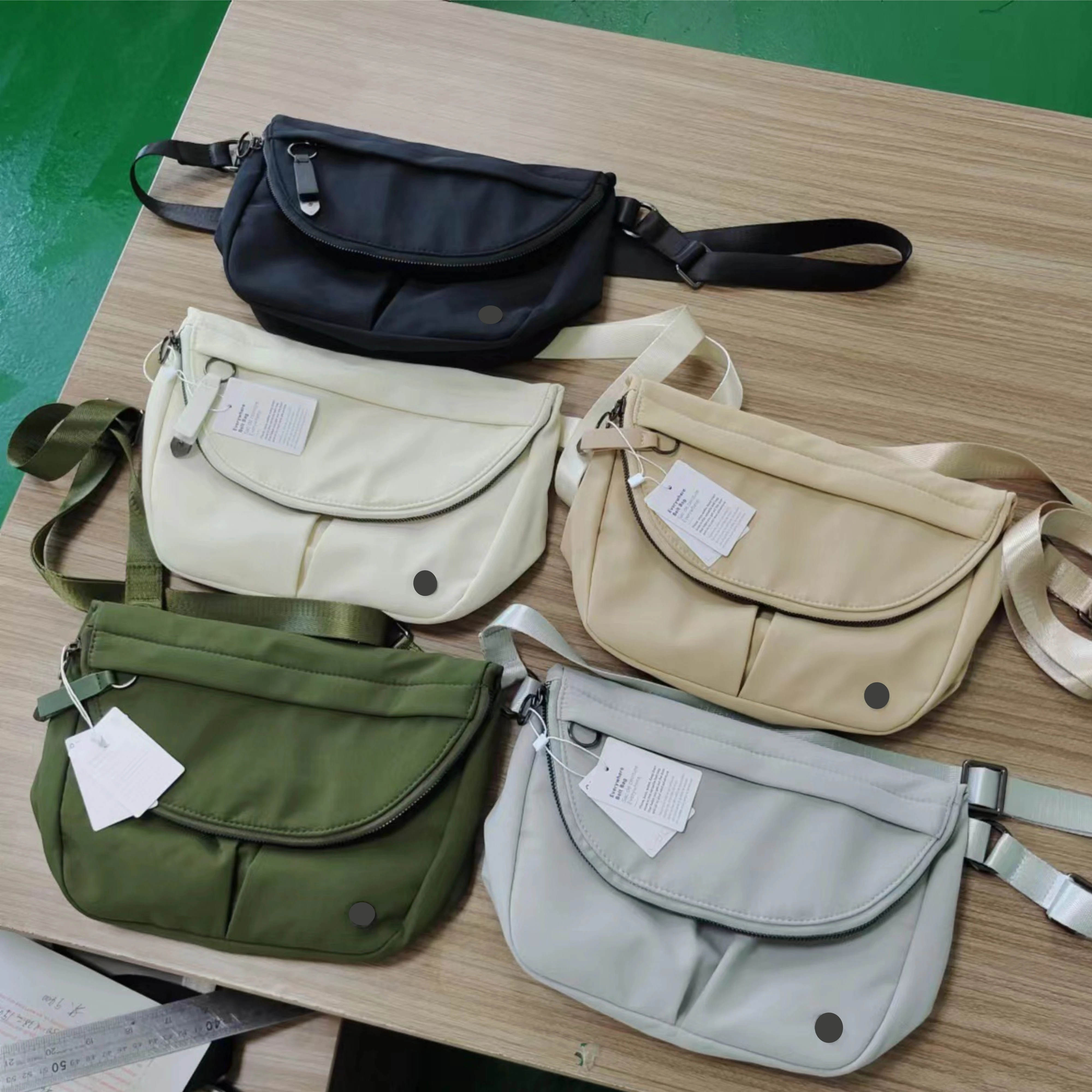 

NWT Luluwomen All Night Festival Bag 5L Waterproof Commuter Leisure Messenger Bag Unisex Outdoor Sports Fitness Crossbody Bag