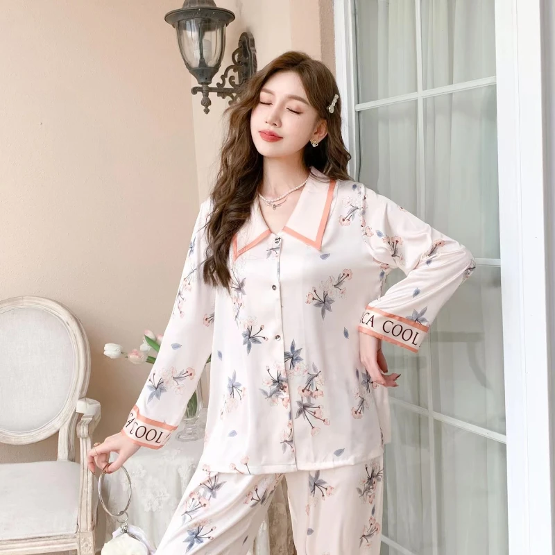 New Pajamas for Women's Spring and Autumn Flowers Color V-neck Cool Home Service Suit Can Be Worn Outside Breathable Nightwear