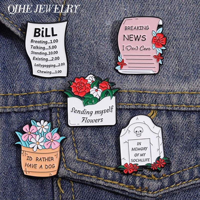 

Pink Newspaper Brooch Enamel Pin Flowers Envelope Floral Bills Nwes Custom Jewelry Backpack Hat Accessories Creative Wholesale