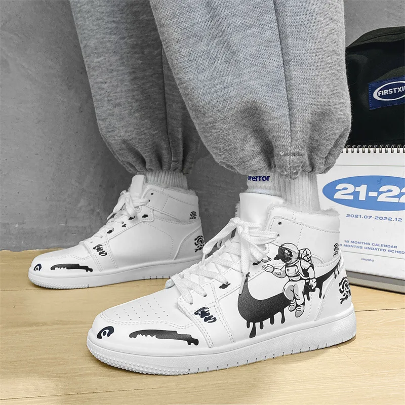 

Shoes men's new winter warm non slip handsome air force sports high top board shoes leather casual shoes men's vulcanized shoes