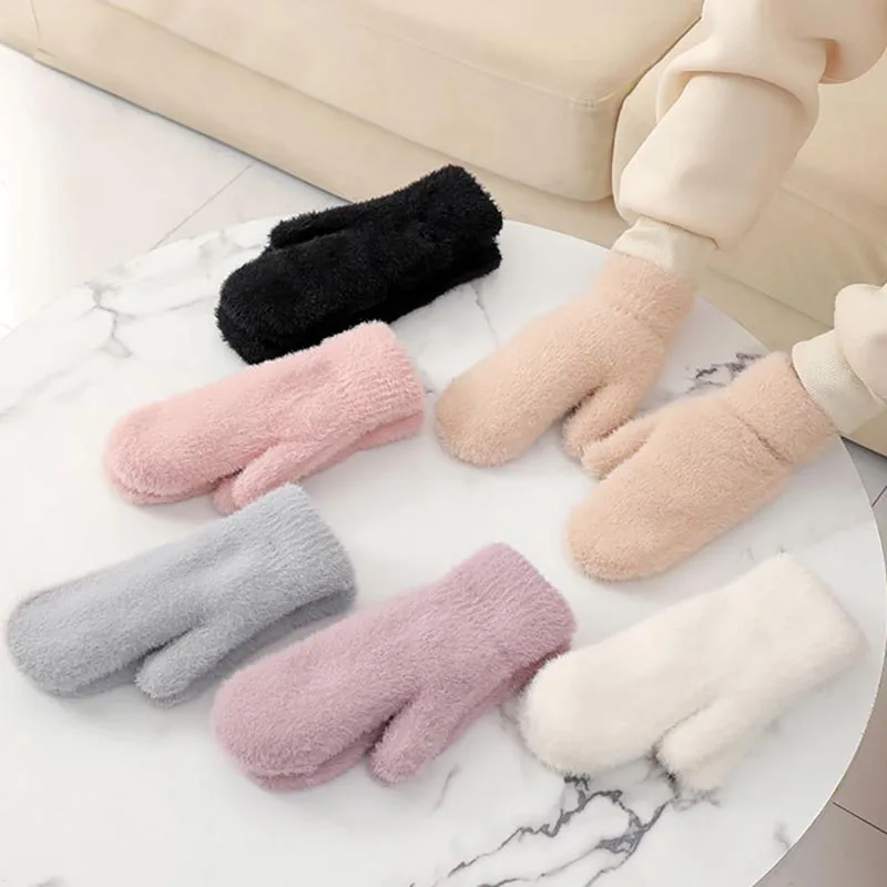 

Женские зимние теплые плюшевые перчатки, эластичные мягкие варежки с пальцами, вязаные модные перчатки для девочек с имитацией кроличьего меха, 1 пара