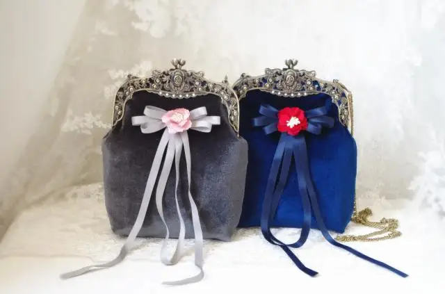 Lost In Vinatge Velvet Clutch Simulation Flower Ribbon Bow Exquisite Antique Princess Style Diagonal Cross Handle Grab Purse