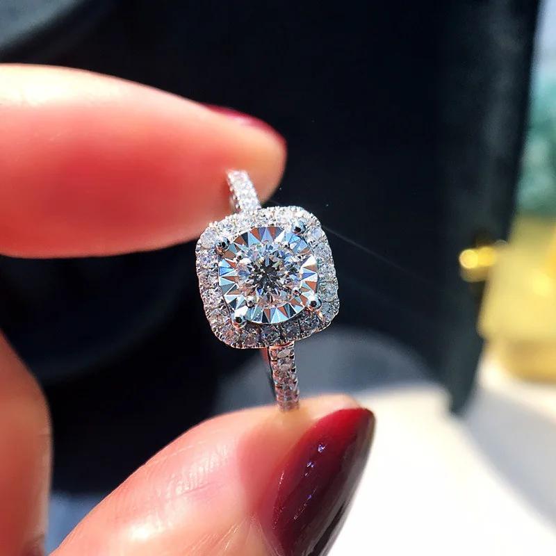 

Dazzling Square Shape Women Ring Full Bling Iced Out Micro Pave Crystal Zircon Ring Gorgeous Bridal Ring Wedding Engagement Ring