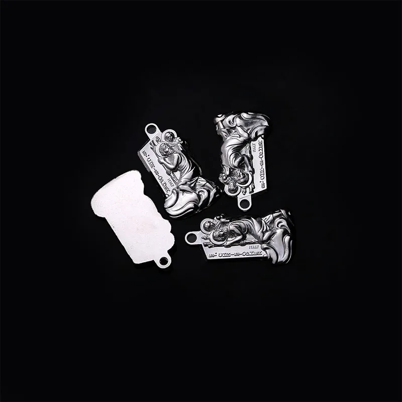 

20 Pieces / Madonna Lucy Medal Cross Pendant Jesus Portrait Pendant Catholic Gift Religious Style Order Beautiful Gift