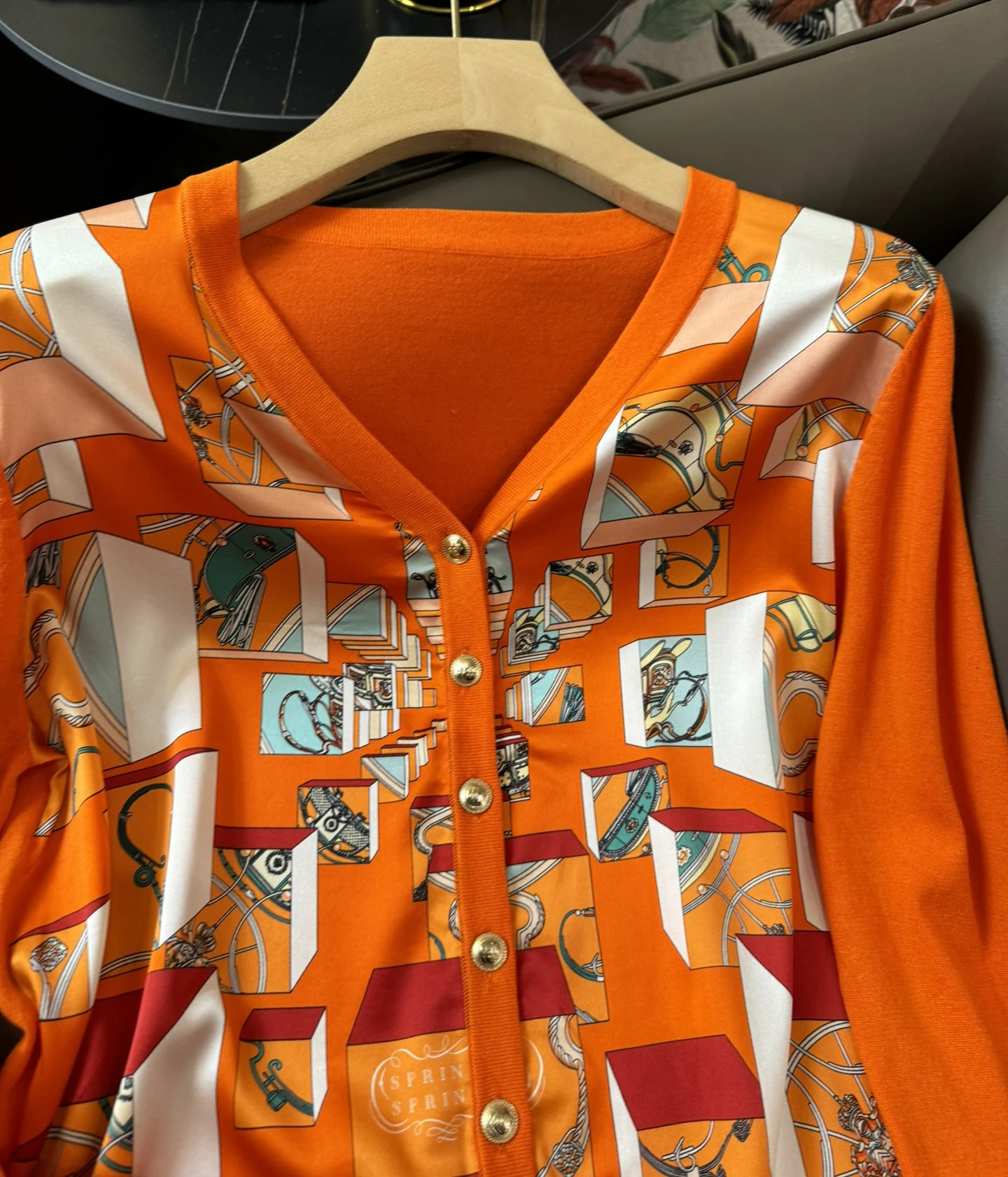 Женский тонкий кардиган с длинным рукавом дизайнерский Шелковый вязаный