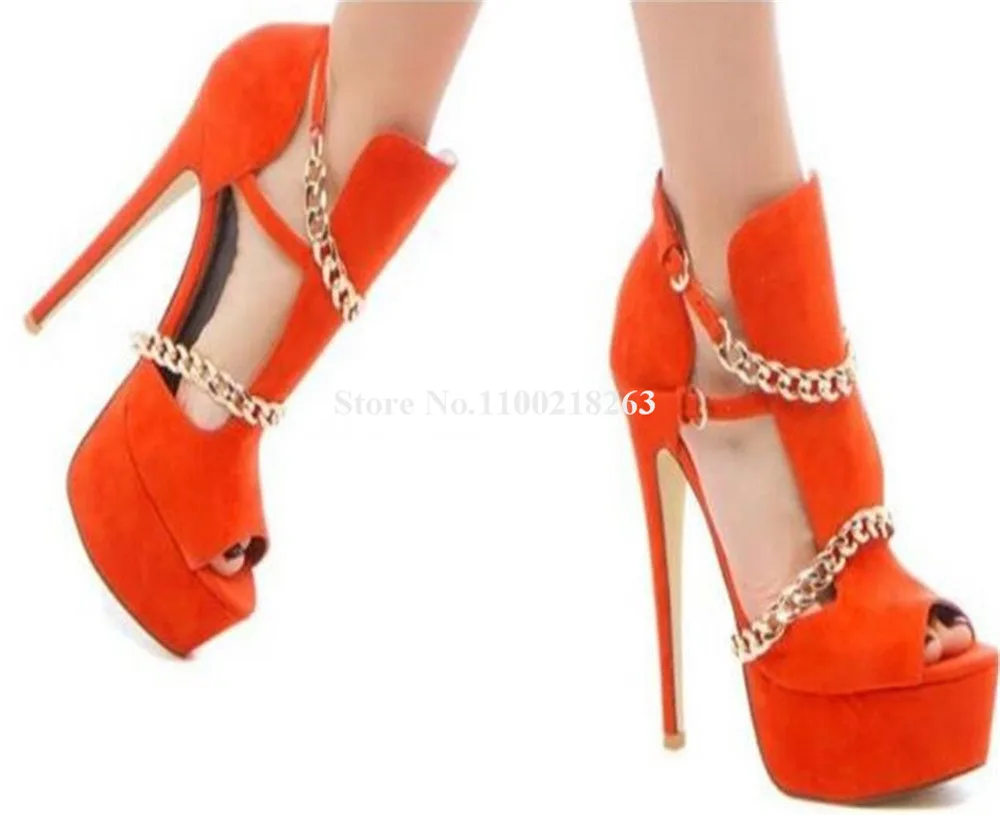 Очаровательные сандалии с золотыми цепочками украшенные открытым носком