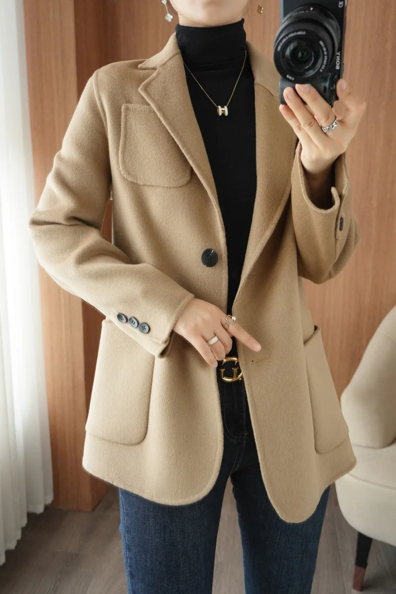 Женское однотонное пальто из шерсти и смесовых тканей