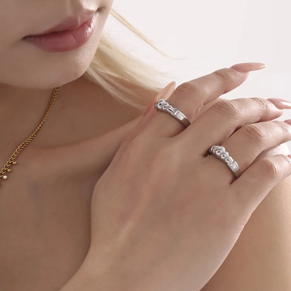 TOSOKO персонализированное открытое кольцо с короной женское нишевое из титановой