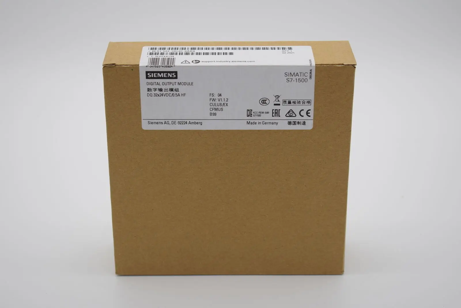 

Новый бренд Siemens 6ES7522-1BL01-0AB0 6ES7522 1BL01 0AB0